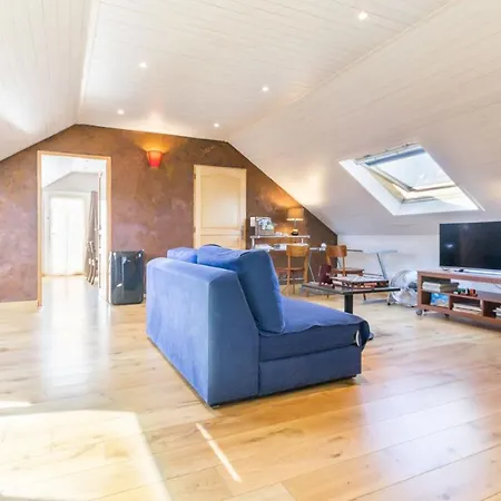 Giteanne בית נופש לה שאפל-סור-ארדרה